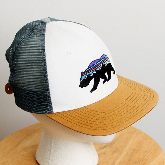 Patagonia Fitz Roy Bear Trucker Hat Mens OS Snapback - Picture 2 of 7